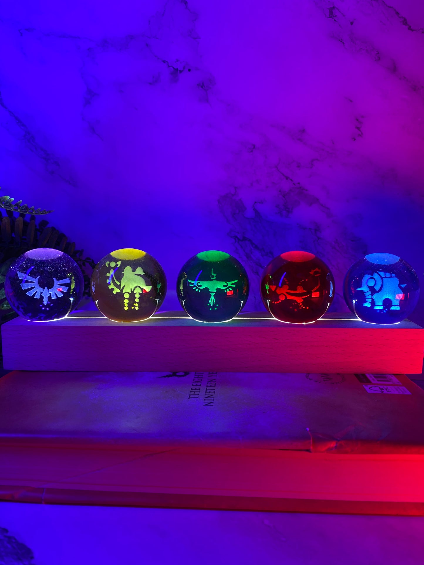 Glowing Zelda Spheres